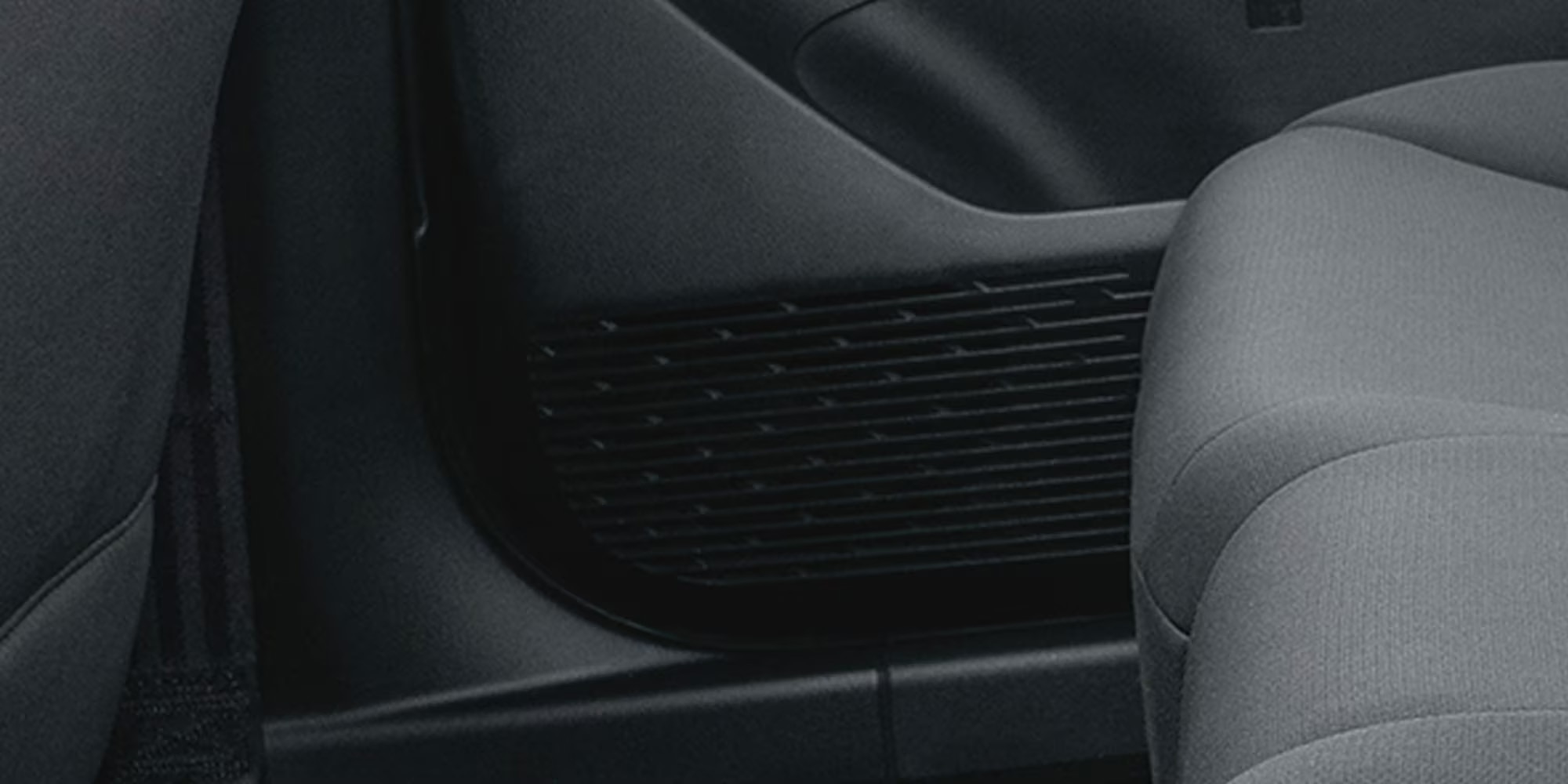 Tu Chevrolet Aveo Sedán 2026, sistema de audio con 4 bocinas, 2 delanteras y 2 traseras, calidad de sonido interno