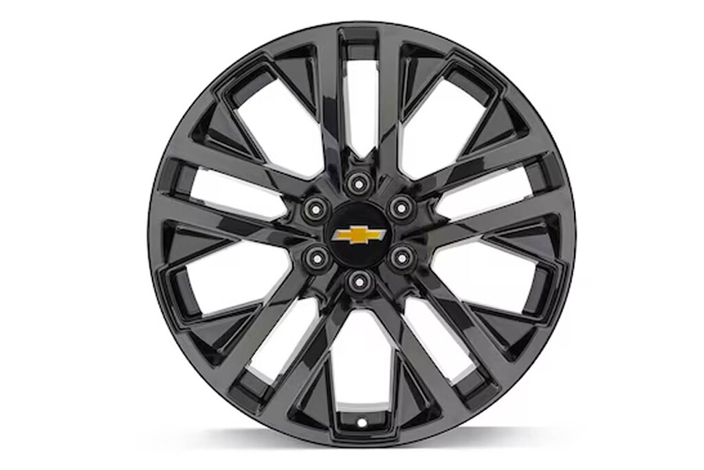Rin de aluminio de 5 brazos de 22 pulgadas en color negro brillante y más accesorios para tu Nueva Chevrolet Suburban 2025